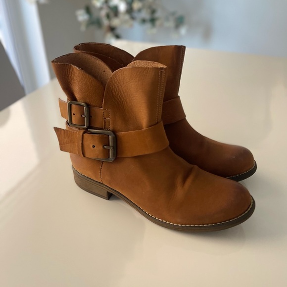 Steve Madden Leather Boots - Picture 1 of 7